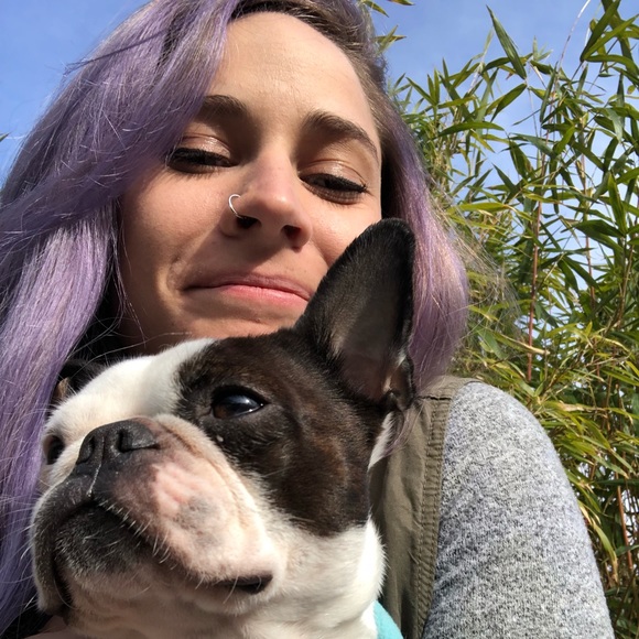 Meet your Posher, Kaitlin - Picture 1 of 1